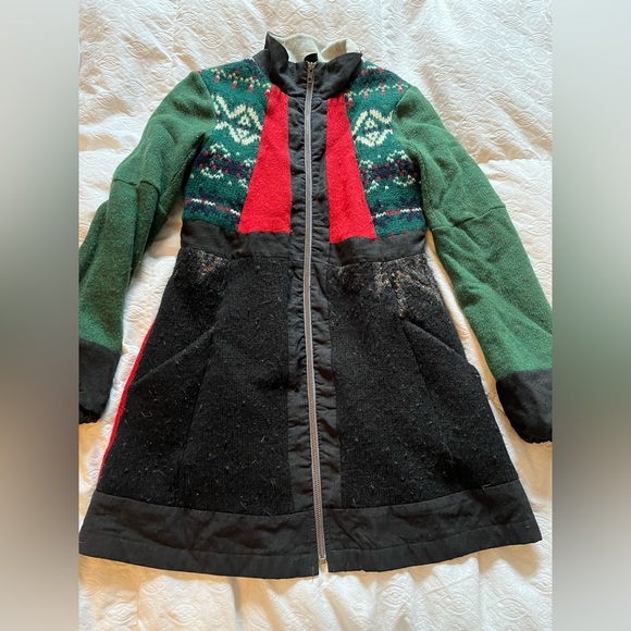 Preloved brand winter size small coat - Picture 6 of 11